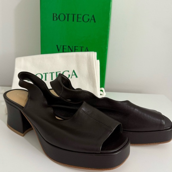 Bottega Veneta NIB Fondant Leather Stack Slingback Sandals Size 36 - Picture 1 of 9